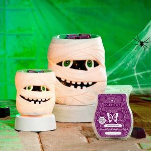 Scentsy September warmer and scent of the month.